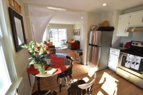 Отель Sturgeon Pool Lake House  Стон Ридж